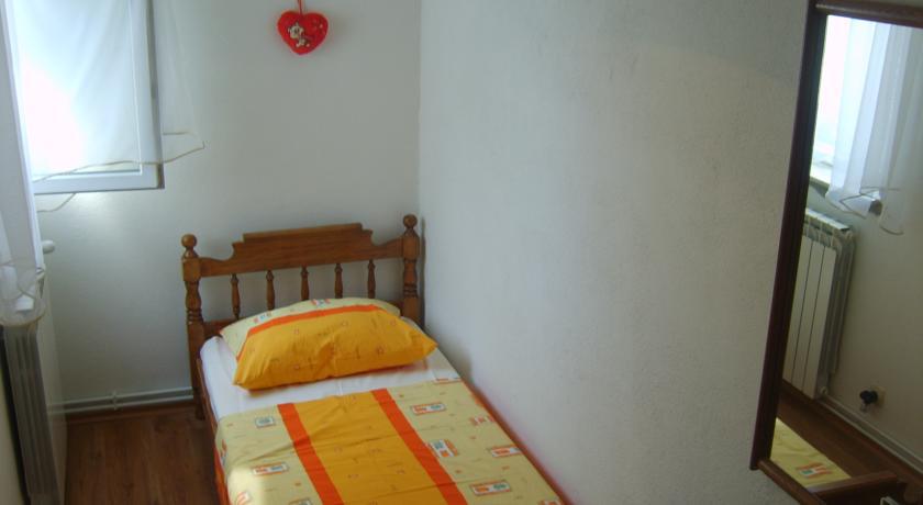 Apartments Iva Alla Trogir Room photo